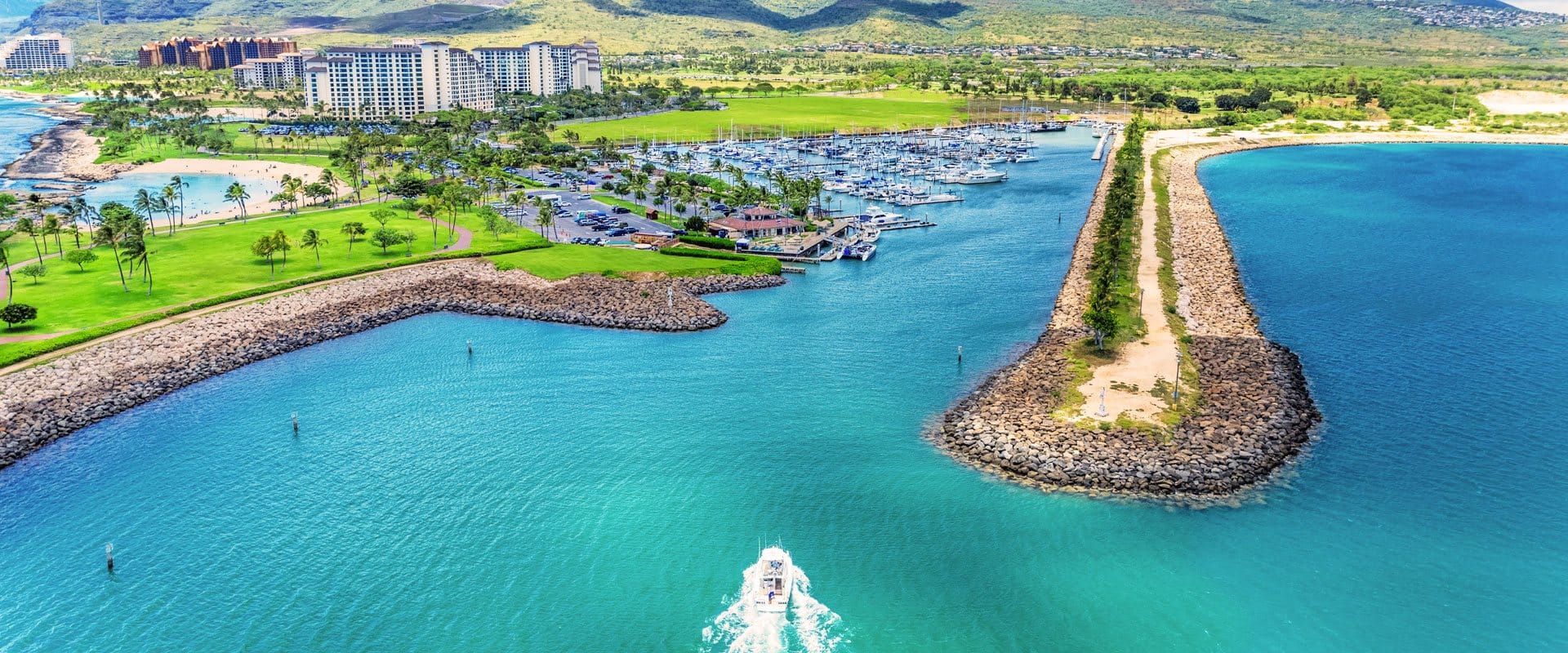Departs daily from picturesque Ko Olina Marina